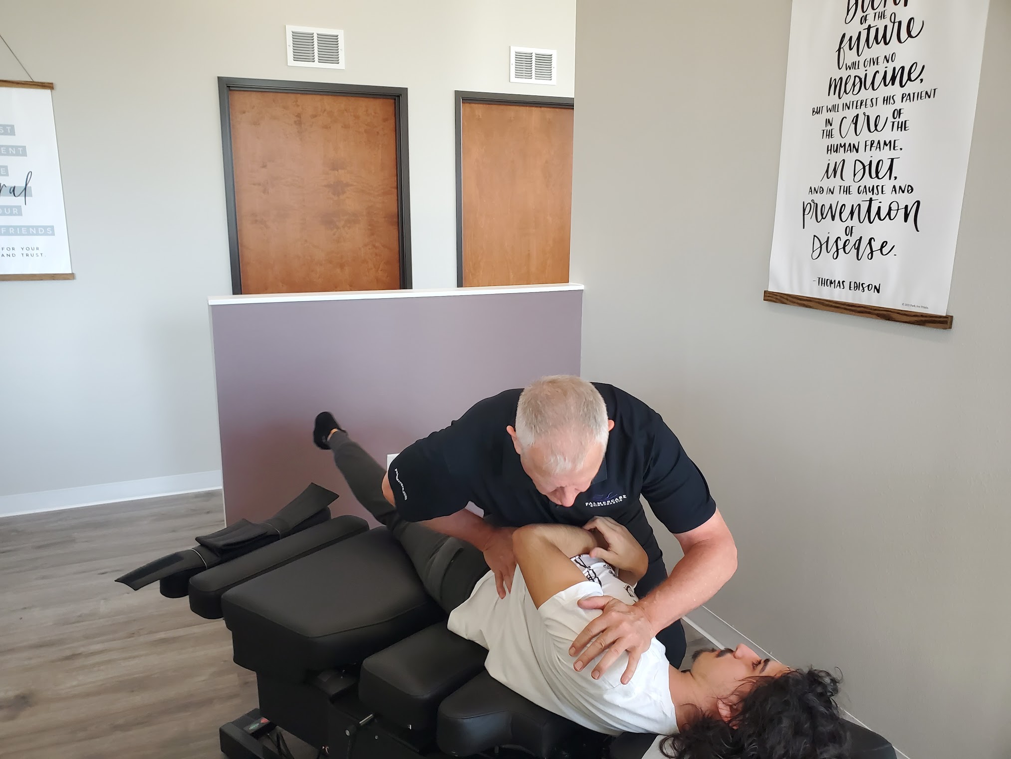 chiropractor sciatica pain