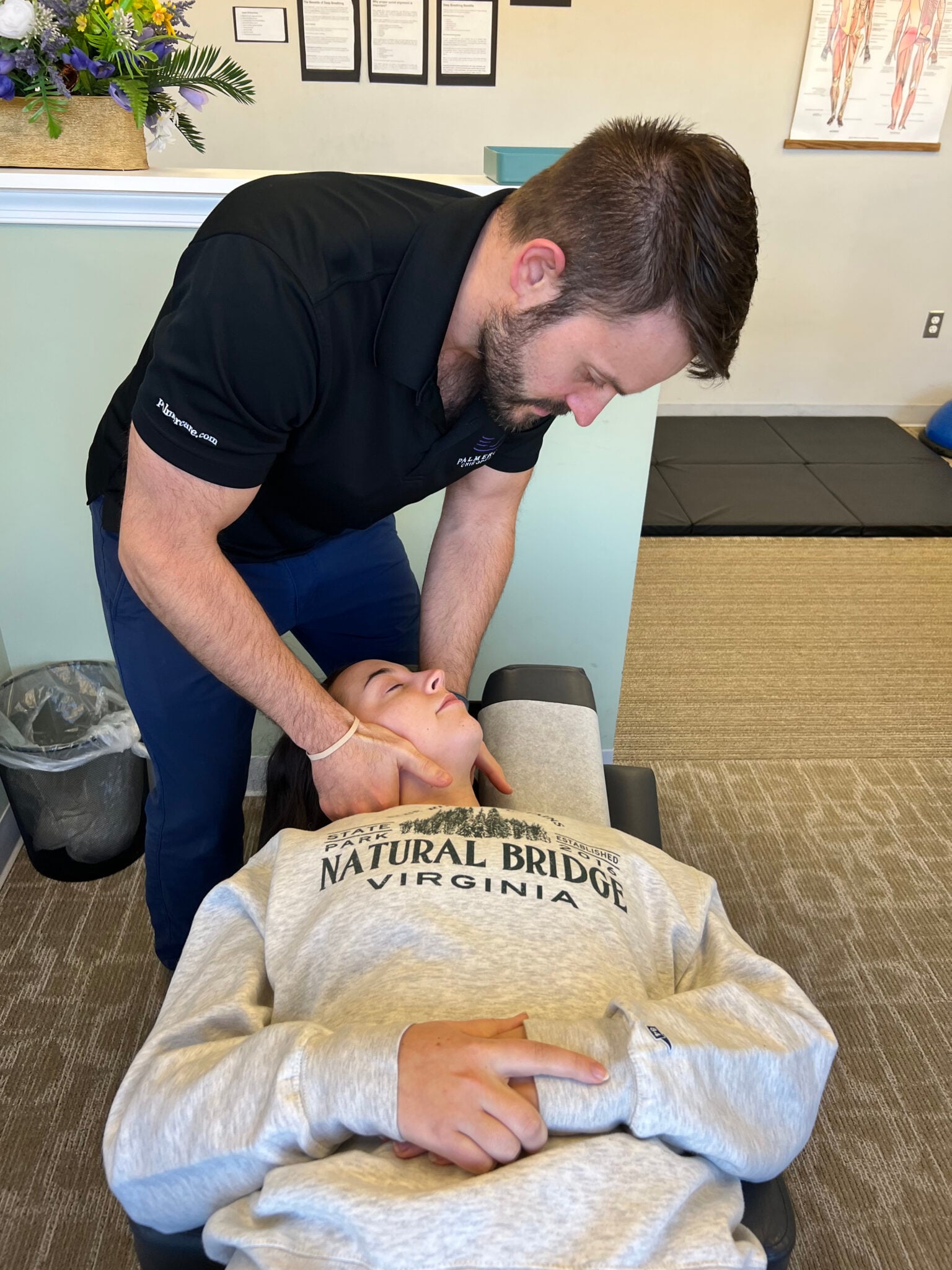 chiropractor falls church