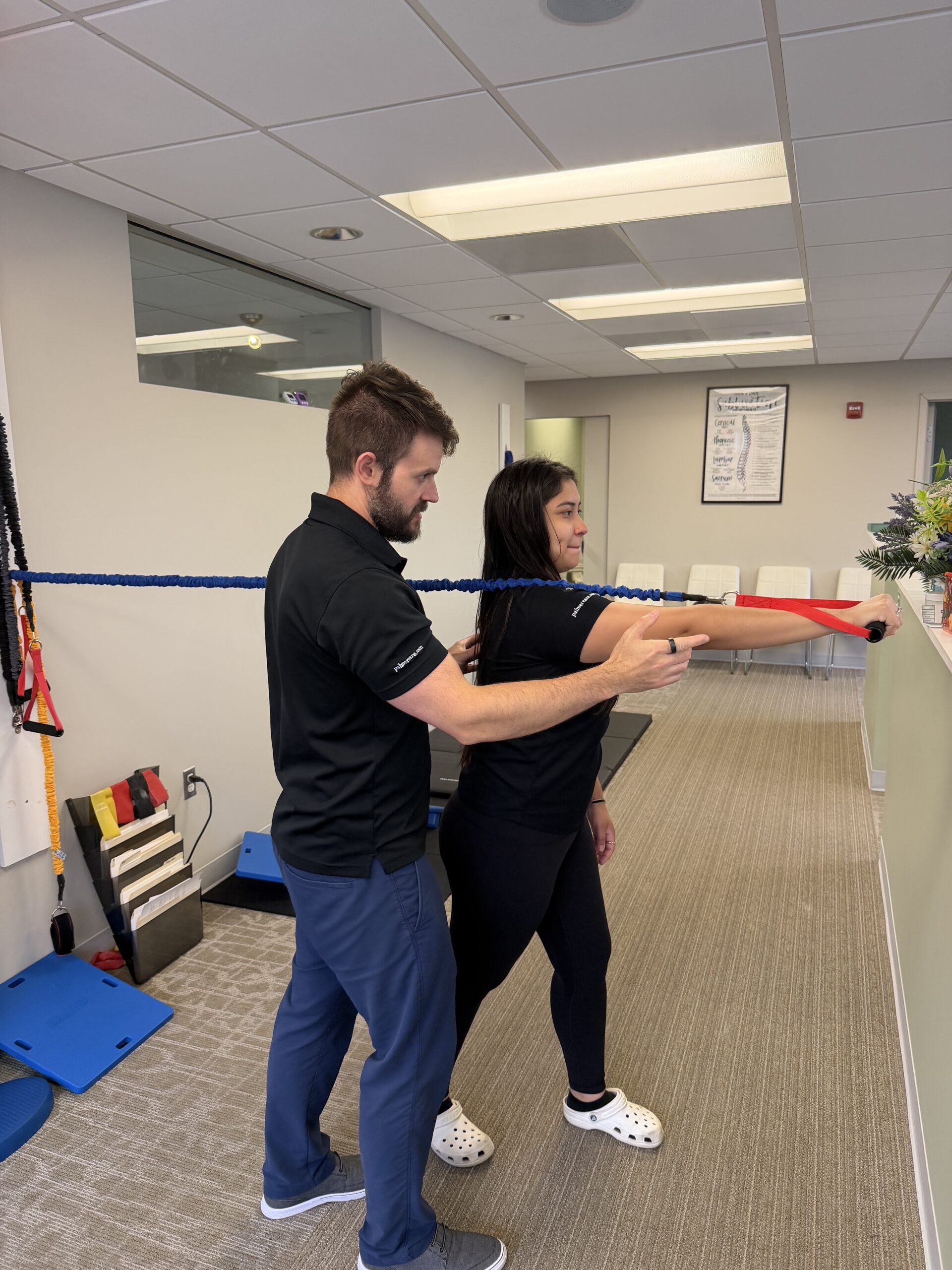 shoulder pain chiropractor falls church
