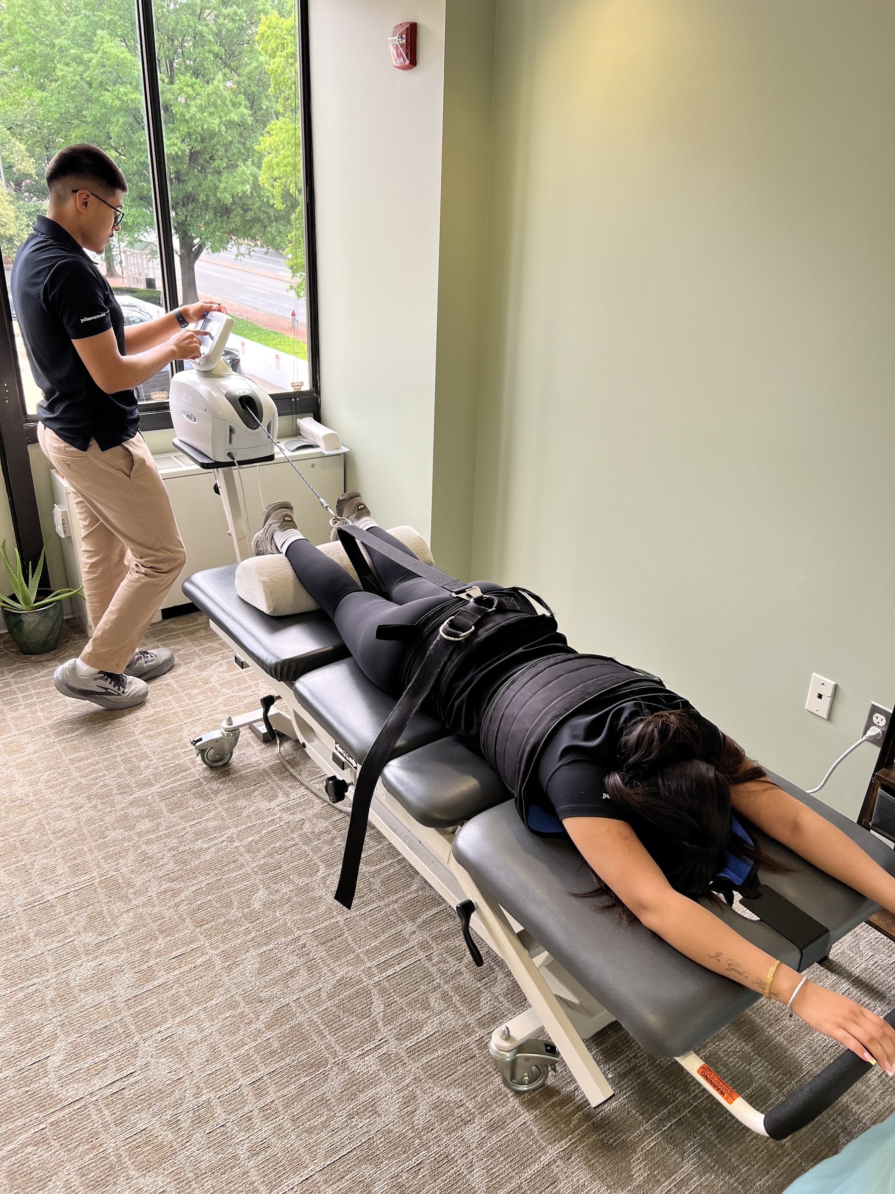 spinal decompression near me